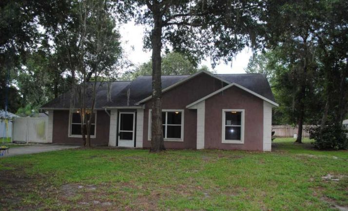 30924 Cherokee Ave, Leesburg, FL 34748