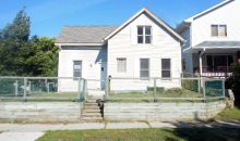 879 E 3rd St Saint Paul, MN 55106