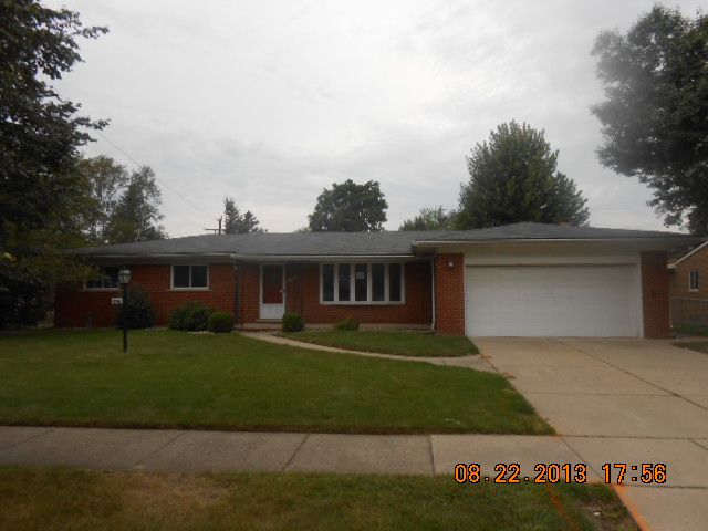 16161 Wayne Rd, Livonia, MI 48154