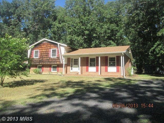 11425 Railroad Ln, Locust Grove, VA 22508