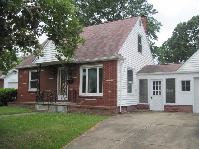 615 Park Ave, Newton Falls, OH 44444