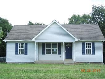 327 Center St, La Vergne, TN 37086