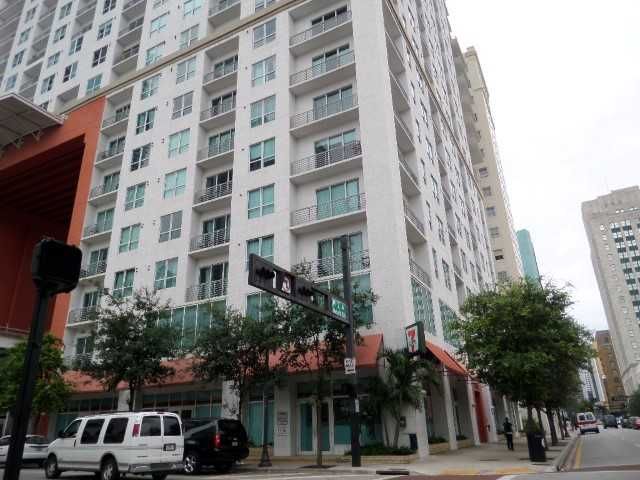 133 NE 2 AV # 1713, Miami, FL 33132