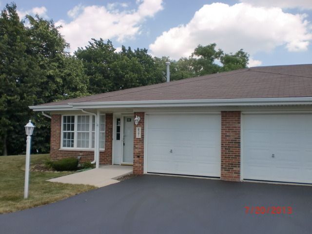 8501 Hill Top Ct, Justice, IL 60458