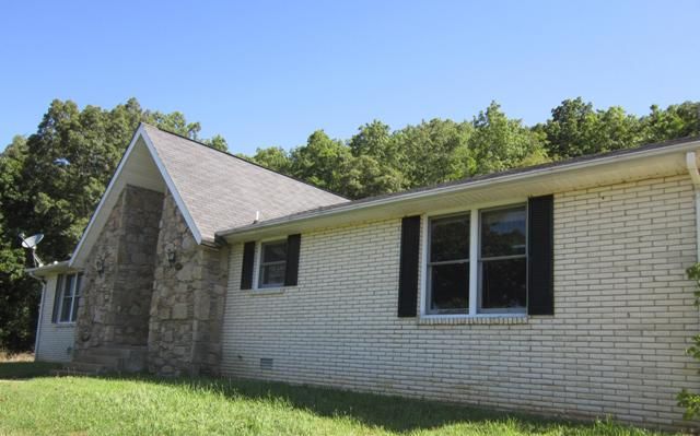 2962 E Beaverdam Rd, Centerville, TN 37033