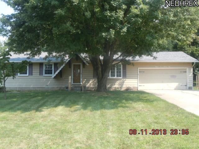 3056 Sunnybrook St Nw, Massillon, OH 44647