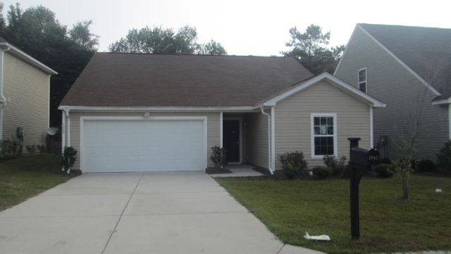 2002 Claybourne Ct, Summerville, SC 29485