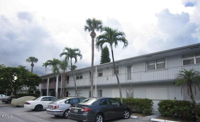 2320 Sw 22nd Ave Apt 208, Delray Beach, FL 33445