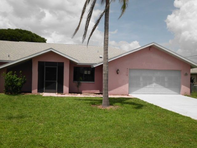 2119 SE 14th St, Cape Coral, FL 33990