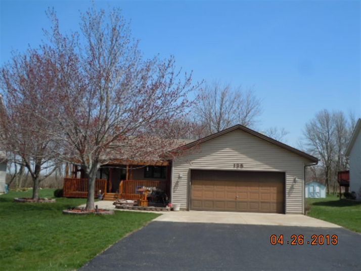 135 Lamplighter Loop Se, Poplar Grove, IL 61065