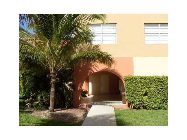 1305 W 53 ST # 413, Hialeah, FL 33012