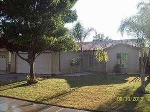 819 Place Rd, Los Banos, CA 93635