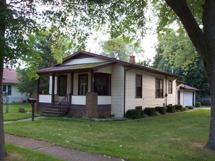 804 Lum Ave., Kalamazoo, MI 49048