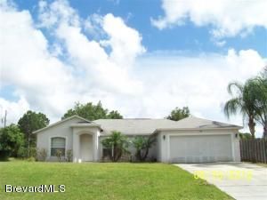 718 Starland St Se, Palm Bay, FL 32909