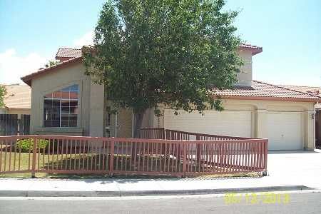 622 Zinfandel St, Los Banos, CA 93635