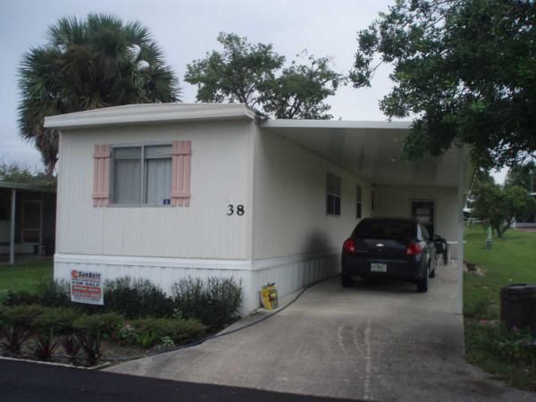 2333 MAIN ST, Lady Lake, FL 32159