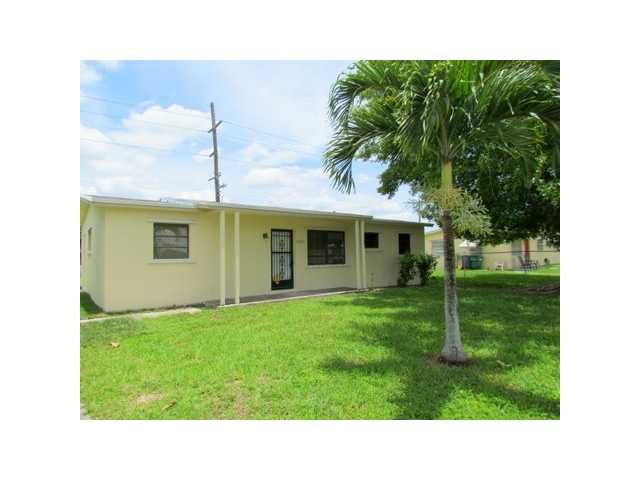 10445 SW 146 TE, Miami, FL 33176