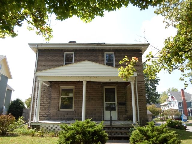 301 S Spring St, Bucyrus, OH 44820