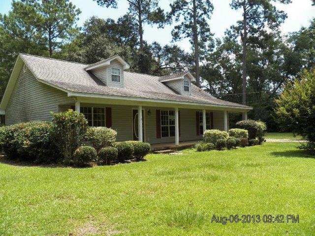 2044 N Williams St, Thomasville, GA 31792