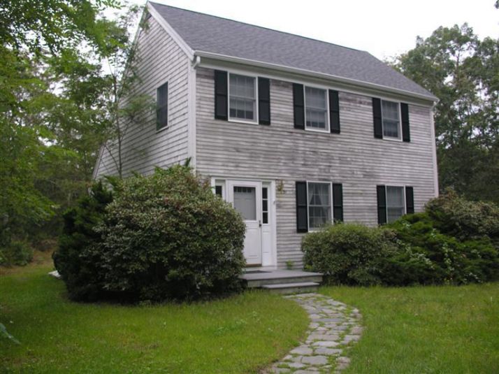 51 Old Purchase Rd, Edgartown, MA 02539