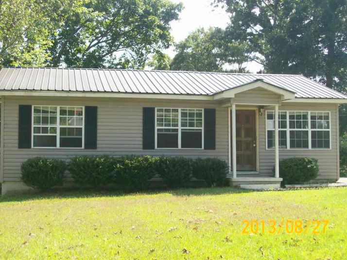 812 W 32nd St, Anniston, AL 36201