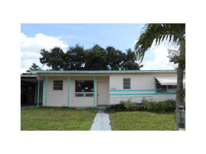 3711 SW 32ND AV, Hollywood, FL 33023