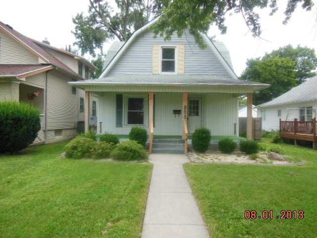 203 E Perry St, Walbridge, OH 43465