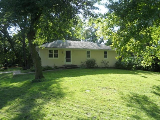 500 Bohart St, Lathrop, MO 64465