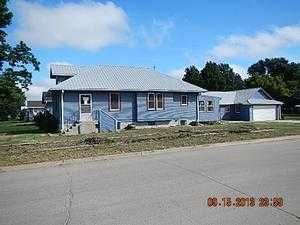 520 S Muckey St, Mapleton, IA 51034