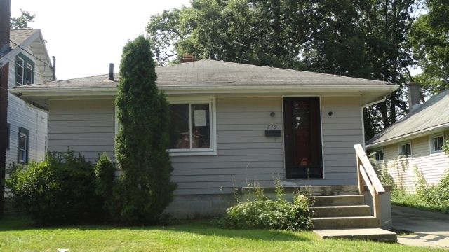 749 Pasadena Ave, Youngstown, OH 44502