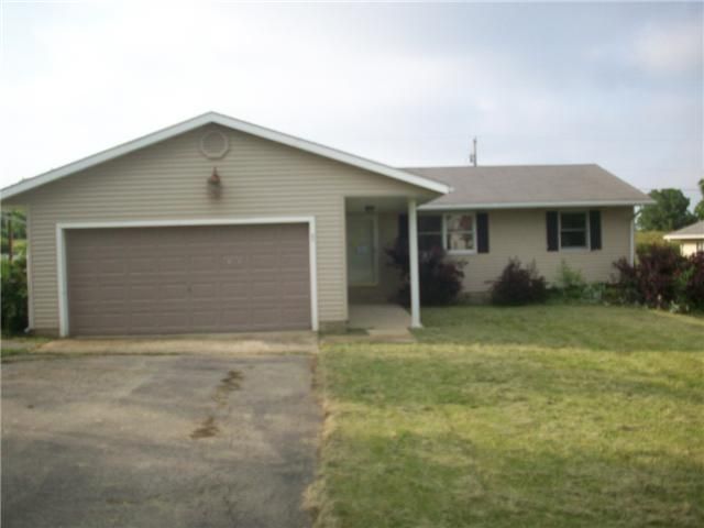 47 Viking Dr, Eaton, OH 45320