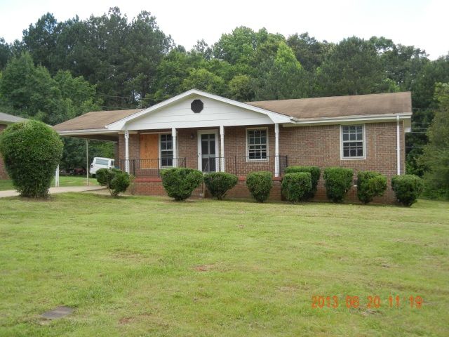 844 Martin Luther King Jr Dr, Jefferson, GA 30549