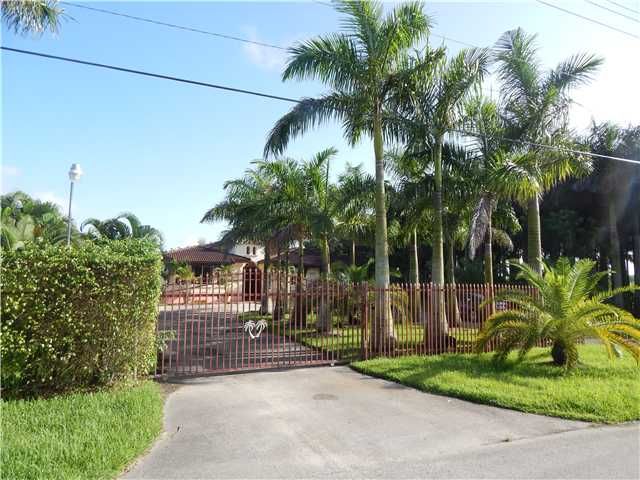 18471 SW 104 ST, Miami, FL 33196