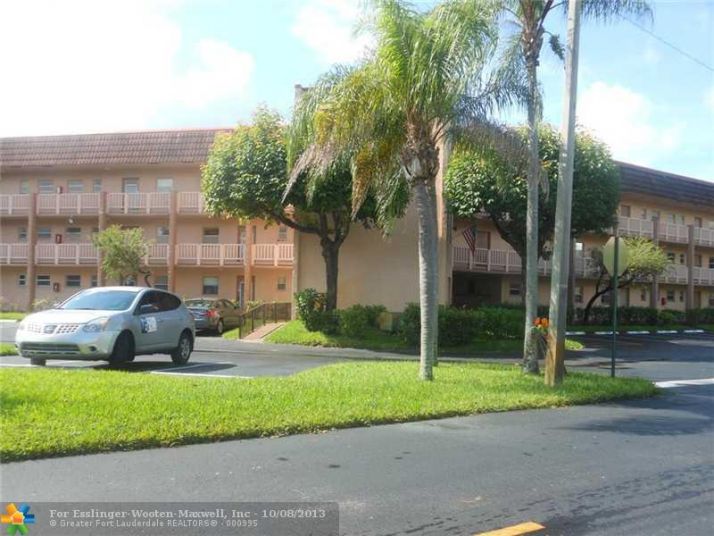 9821 Sunrise Lakes Blvd # 308, Fort Lauderdale, FL 33322