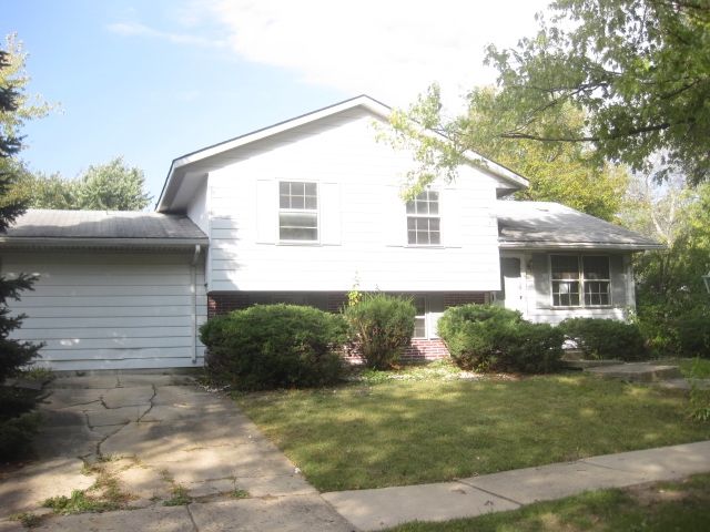 4421 Balmoral Drive, Richton Park, IL 60471