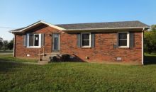 204 Staggs Dr Portland, TN 37148