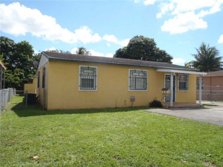 260 E 65 ST, Hialeah, FL 33013