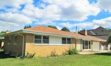 923 S Na Wa Ta Ave Mount Prospect, IL 60056