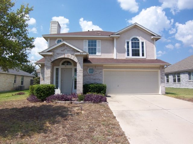 615 Los Robles Dr, Leander, TX 78641