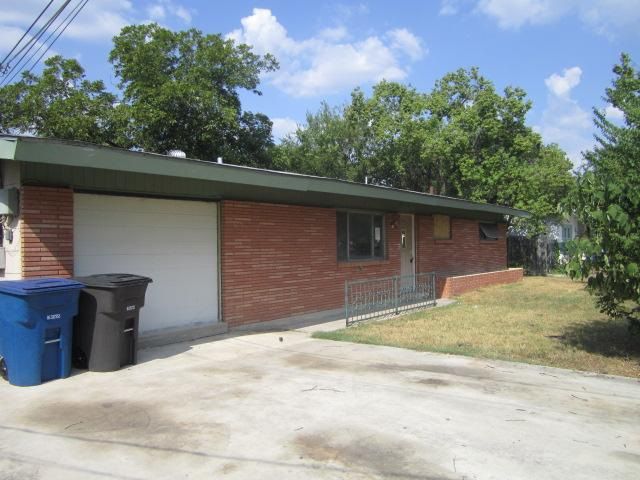 447 Globe Ave, San Antonio, TX 78228