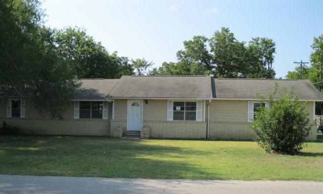 102 Hasler St, Bastrop, TX 78602