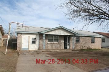 1101 Bruce Ave, Dumas, TX 79029