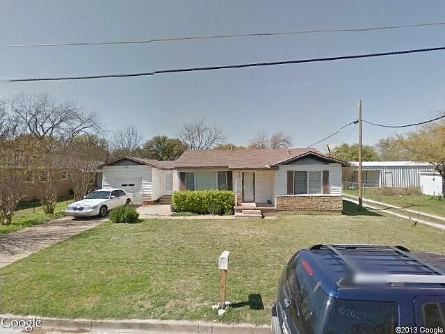 W 10Th St, Mc Gregor, TX 76657