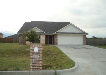 717 Sapphire Blvd, Hewitt, TX 76643