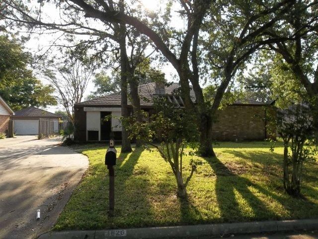 1626 Crestwood Ct, Texas City, TX 77591