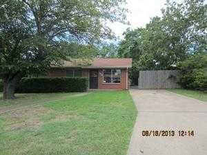 110 W Robin Ln, Harker Heights, TX 76548