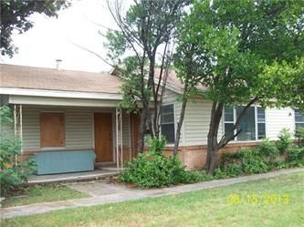 3830 E 1st St, Fort Worth, TX 76111