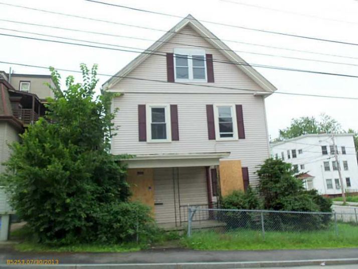 109 Ash St, Lewiston, ME 04240