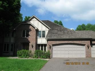 6321 Trapline Cir, Chanhassen, MN 55317