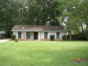 7877 Murray Hill Rd, Irvington, AL 36544